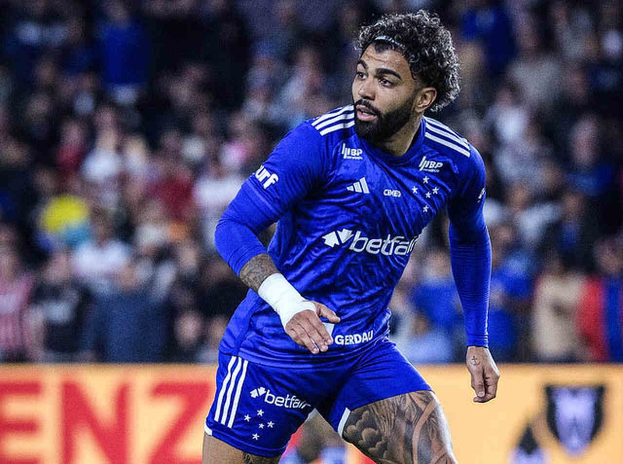 Gabigol em ação com a camisa do Cruzeiro -Foto: Gustavo Aleixo/Cruzeiro