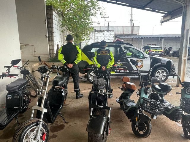 1599ce32-3d3b-495e-8930-a0da441b2e66