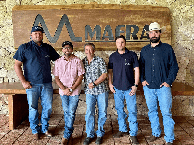 Plinio Queiroz visita a chácara Mafra - imagem: Lance Rural