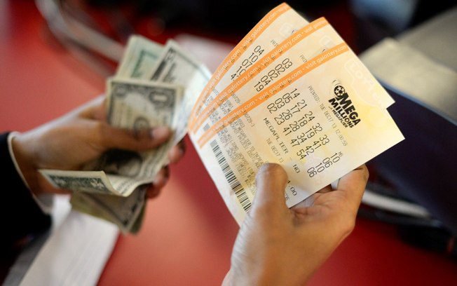 Loteria Mega Millions sorteia R$ 2,27 bilhões nesta terça-feira