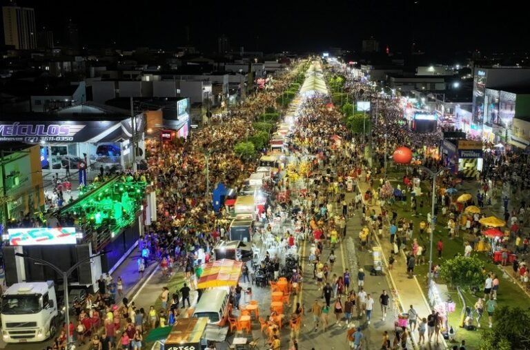 Barreiras Folia 2026 impulsiona o comércio e fortalece a economia da Capital do Oeste