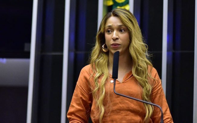 Erika Hilton acusa STF de ser omisso em pautas contra LGBTfobia