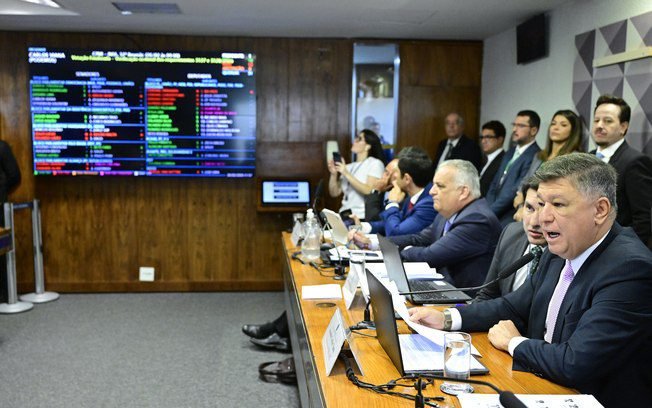 CPMI do INSS vota depoimento do presidente do Banco Central