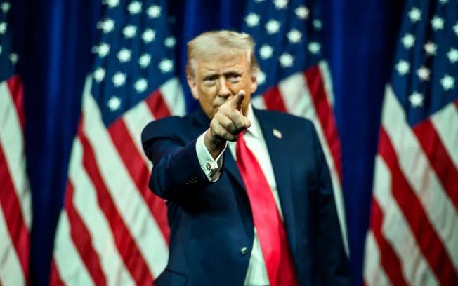 Trump dá 10 dias para Irã abrir Estreito de Ormuz