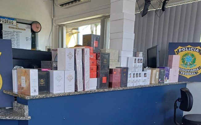 Casal é abordado com mais de 60 perfumes contrabandiados em SC