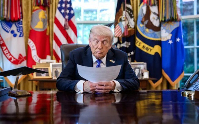 Mídia estatal do Irã confirma a morte do aiatolá Ali Khamenei