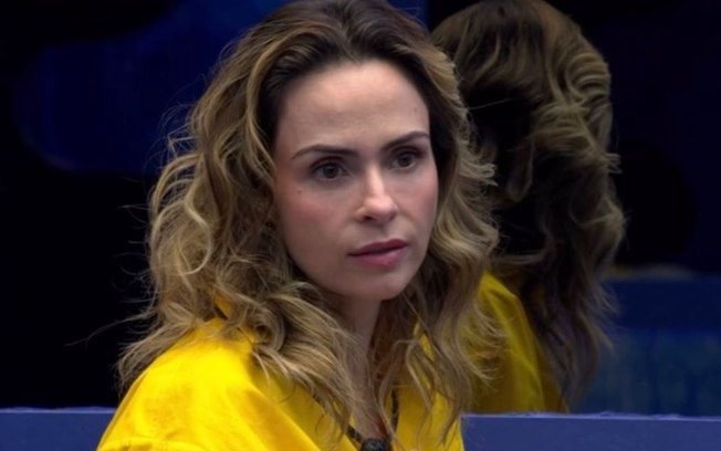Ana Paula esconde fotos durante visita de Ludmilla no BBB 26