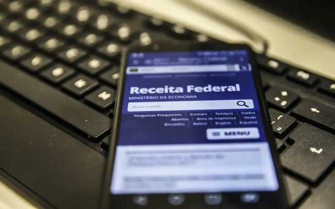 Quem recebe até R$ 2 mil precisa declarar Imposto de Renda?