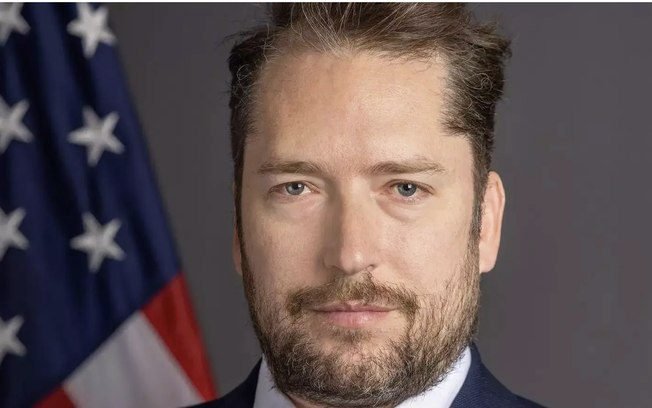 Moraes acerta em vetar visita de assessor de Trump a Bolsonaro