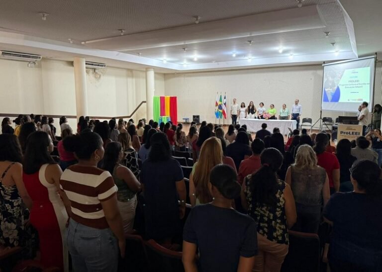 Barreiras abre ciclo formativo do ProLEEI 2026 com foco no fortalecimento da leitura e escrita na Educação Infantil