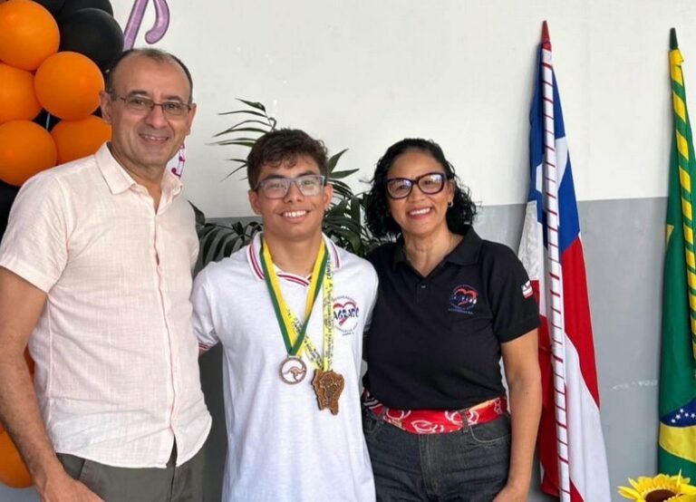 Centro Educacional Sagrado Coração de Jesus se destaca em olimpíadas de Matemática e é referência na rede municipal