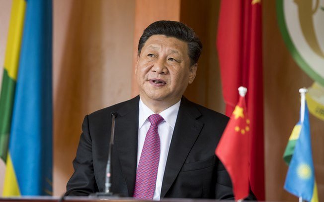 Xi Jinping defende reabertura de Ormuz em meio a tensões no Golfo