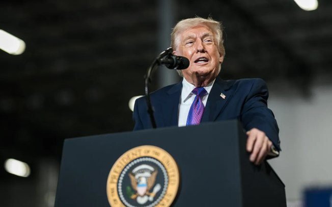 Trump diz que EUA pode deixar Irã em duas ou três semanas