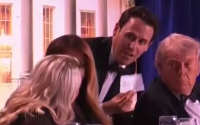 Vídeo: Trump sai de jantar às pressas, após suspeita de tiros