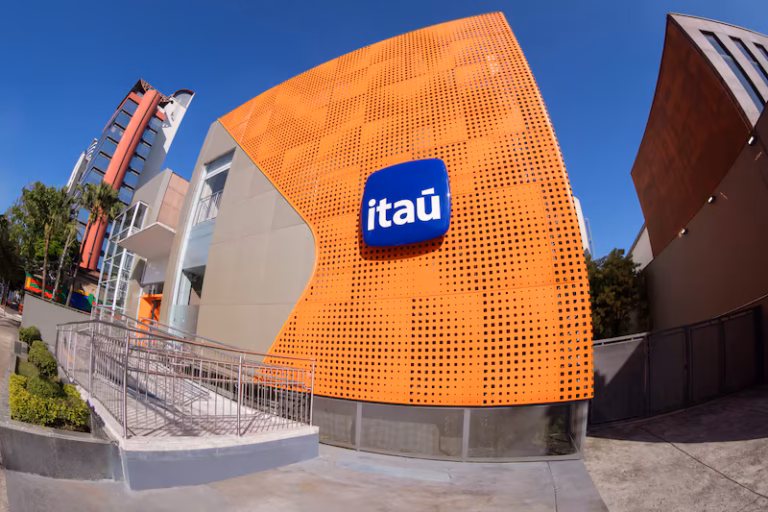 Itaú tem lucro líquido de R$ 12,3 bilhões no 1º trimestre, alta de 10,4%