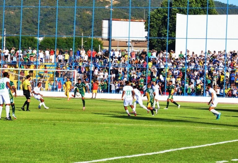 Barreiras FC vence de virada no Geraldão e mantém invencibilidade no Baianão Série B