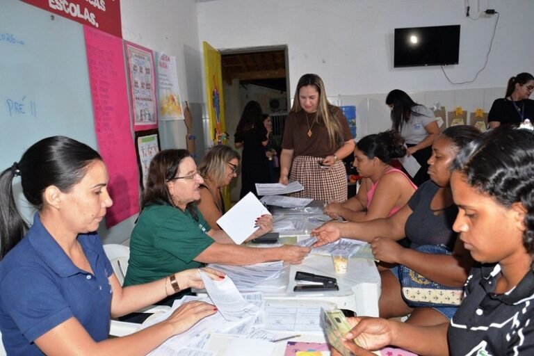 Prefeitura de Barreiras leva CRAS Noturno Itinerante à comunidade de Angélica Ayres