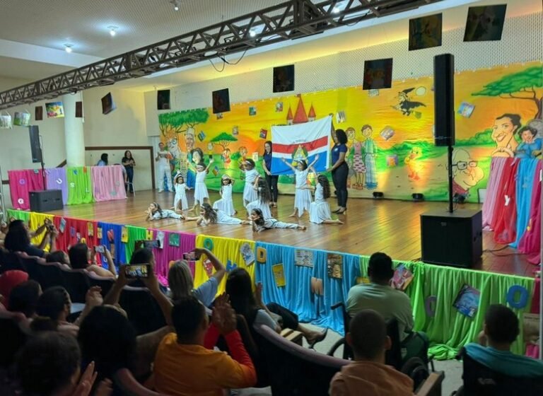 Flibinha transforma o Centro Cultural Rivelino Silva de Carvalho em espaço de imaginação, arte e incentivo à leitura