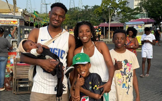 Alto astral e famílias reunidas marcam festa dos 75 anos de O DIA