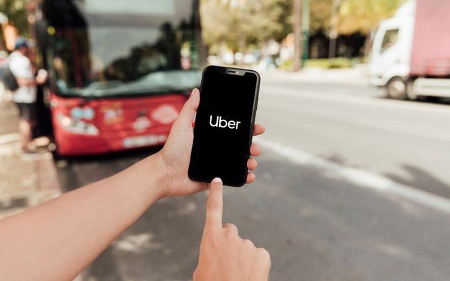 Uber demite quase 25% dos funcionários de RH