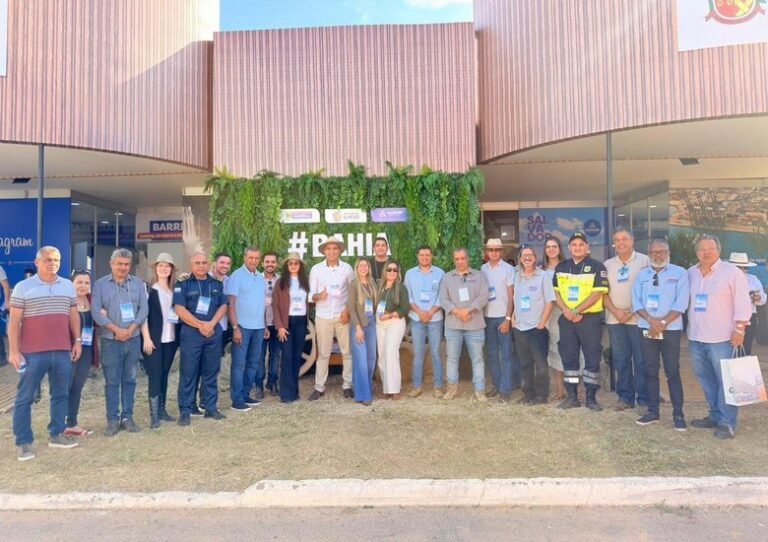 Prefeito Otoniel Teixeira participa da Bahia Farm Show 2026 e destaca importância da feira para o desenvolvimento regional