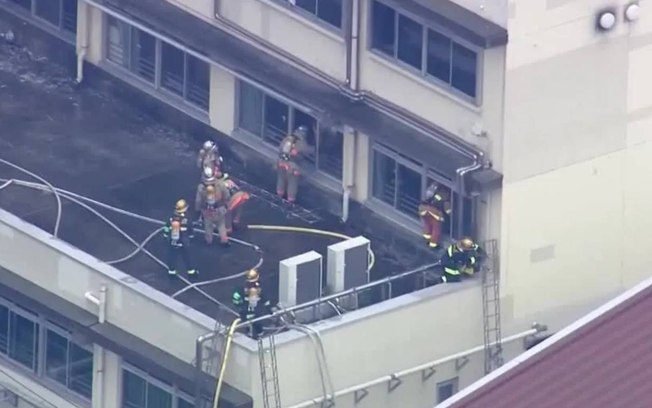 Incêndio em escola de Tóquio deixa 11 feridos
