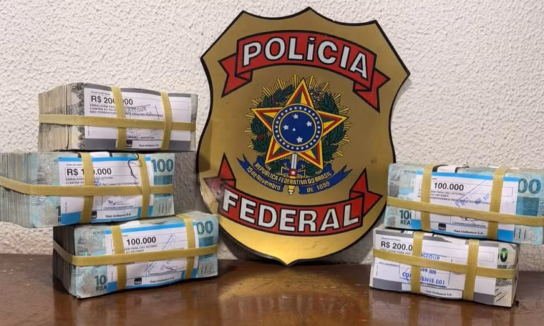 Suspeito de lavagem de dinheiro é preso com R$ 700 mil em espécie na Bahia