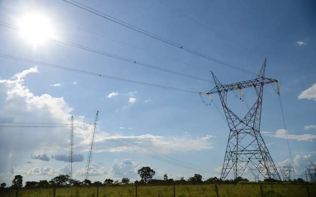 ONS reduz previsão de consumo de energia no Brasil em julho