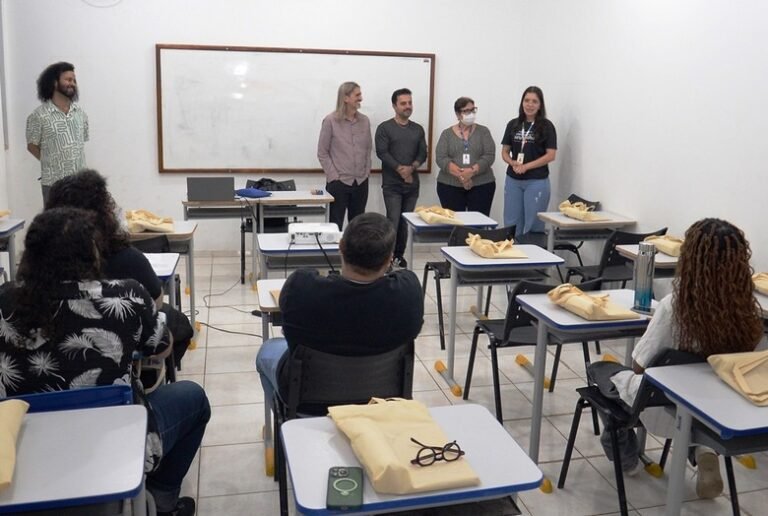 Barreiras inicia curso de Inglês voltado à qualificação dos serviços turísticos