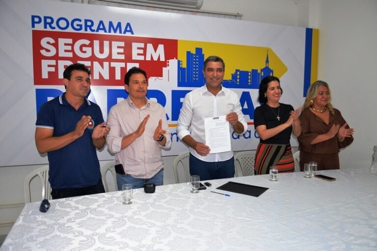 Em Barreiras, novos membros do Conselho Municipal de Saúde e Diretoria são empossados para o biênio 2026/2028