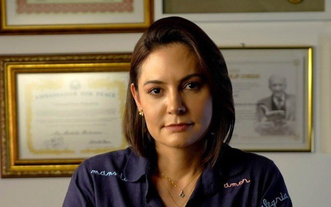 Michelle Bolsonaro deixa presidência do PL Mulher após acordo