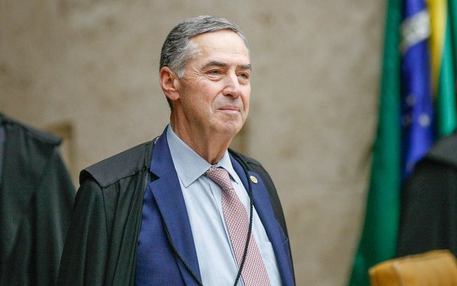 Barroso é internado após intoxicação alimentar na França