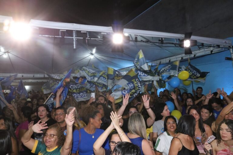 Zito Barbosa inaugura a Arena 4456 na Avenida Clériston Andrade