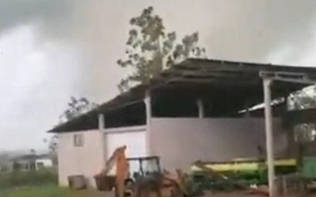 Tornado e temporais deixam estragos no Rio Grande do Sul