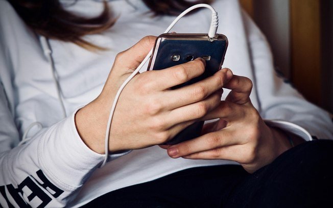 ECA Digital muda regras para crianças e adolescentes na internet