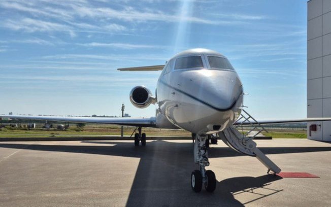 Avião de R$ 120 milhões ligado a Vorcaro é trazido para o Brasil