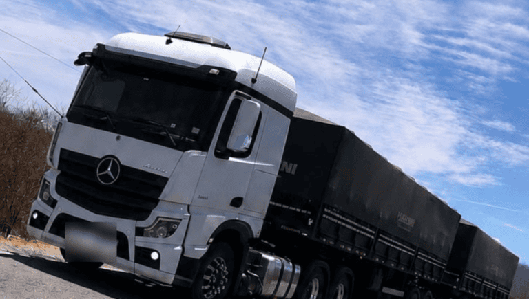 Caminhoneiro é preso suspeito de simular roubo de carga de 70 toneladas de milho na Bahia