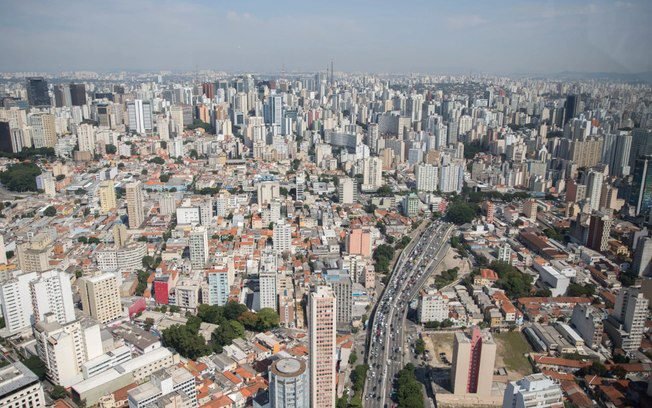 Chuvas causam 79 quedas de árvore e 5 desabamentos em São Paulo