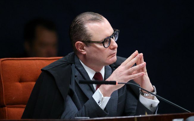 Zanin manda investigar uso de IA para burlar sistema do STF