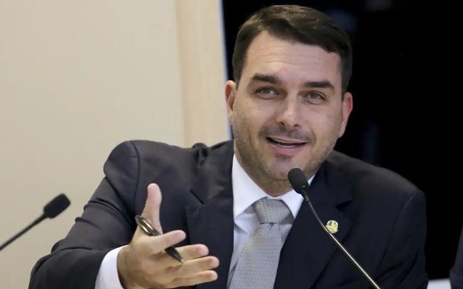 Decisões de Moraes e Gilmar favorecem bolsonaristas após 1º turno