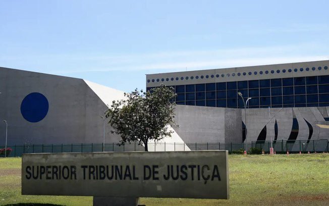 STJ condena desembargadora e juiz por venda de sentenças