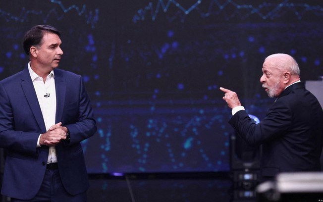 Lula e Flávio Bolsonaro travam debate tenso, marcado por bate-boca e acusações