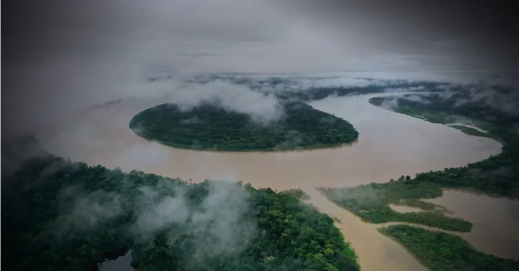 Rio Javari, na fronteira entre Brasil e Peru