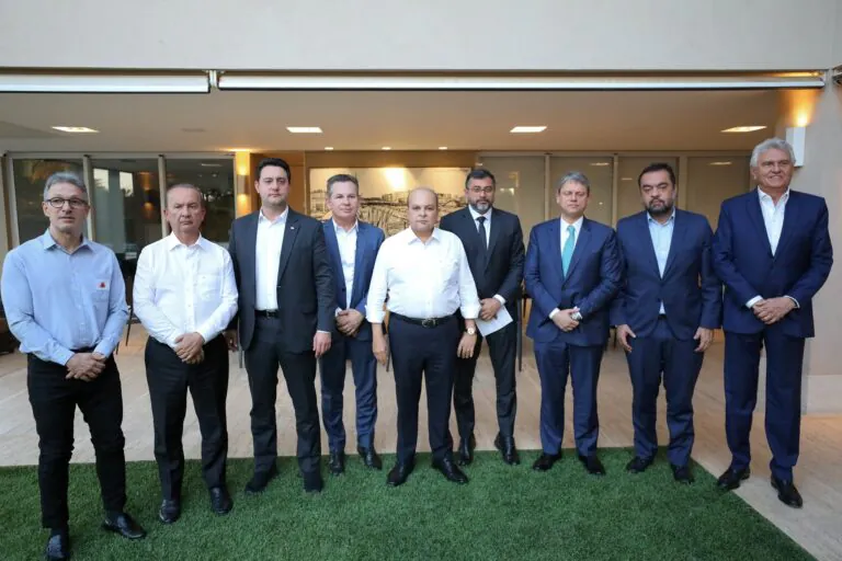 Com grupo enfraquecido em Minas Gerais, Zema vê PSD como opção para disputar Presidência