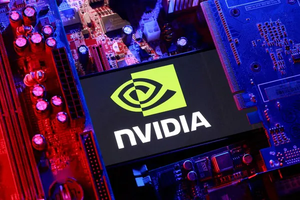 Com receita recorde, Nvidia tem lucro trimestral de US$ 58,3 bilhões, alta de 211% em um ano